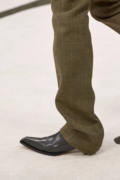 Look 60